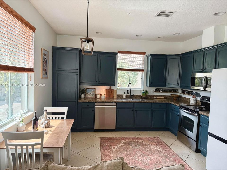 En Venta: $495,000 (2 camas, 2 baños, 1244 Pies cuadrados)