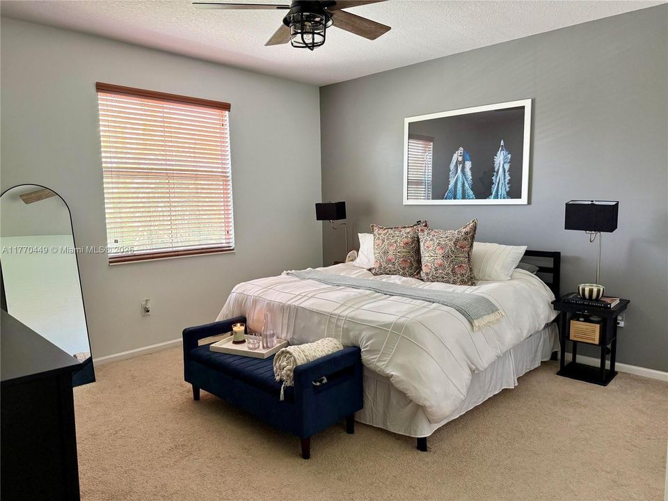 En Venta: $495,000 (2 camas, 2 baños, 1244 Pies cuadrados)