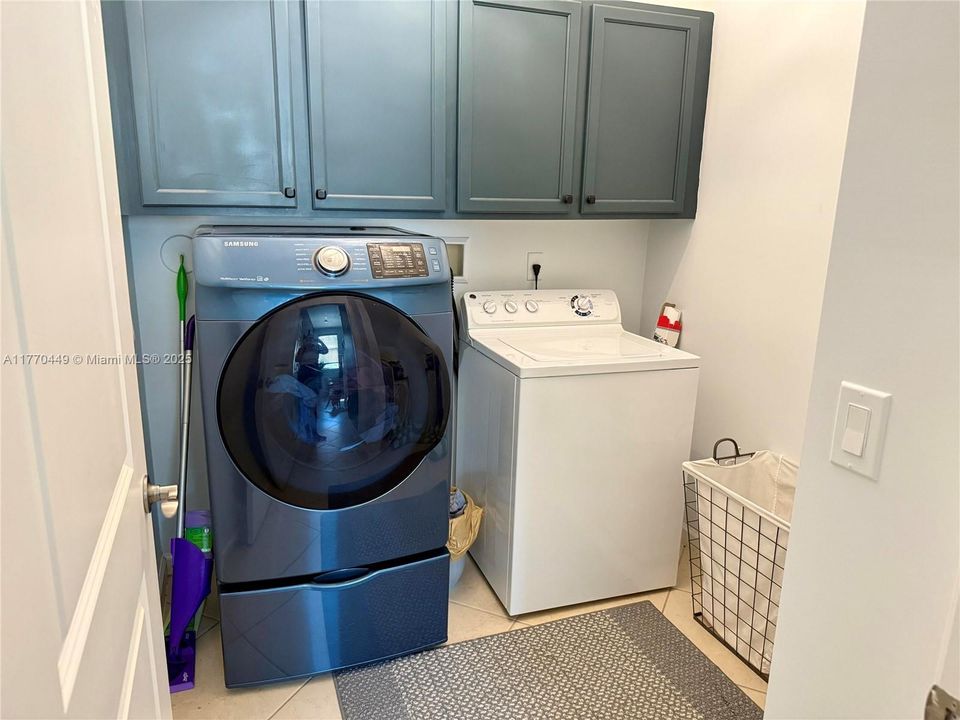 En Venta: $495,000 (2 camas, 2 baños, 1244 Pies cuadrados)