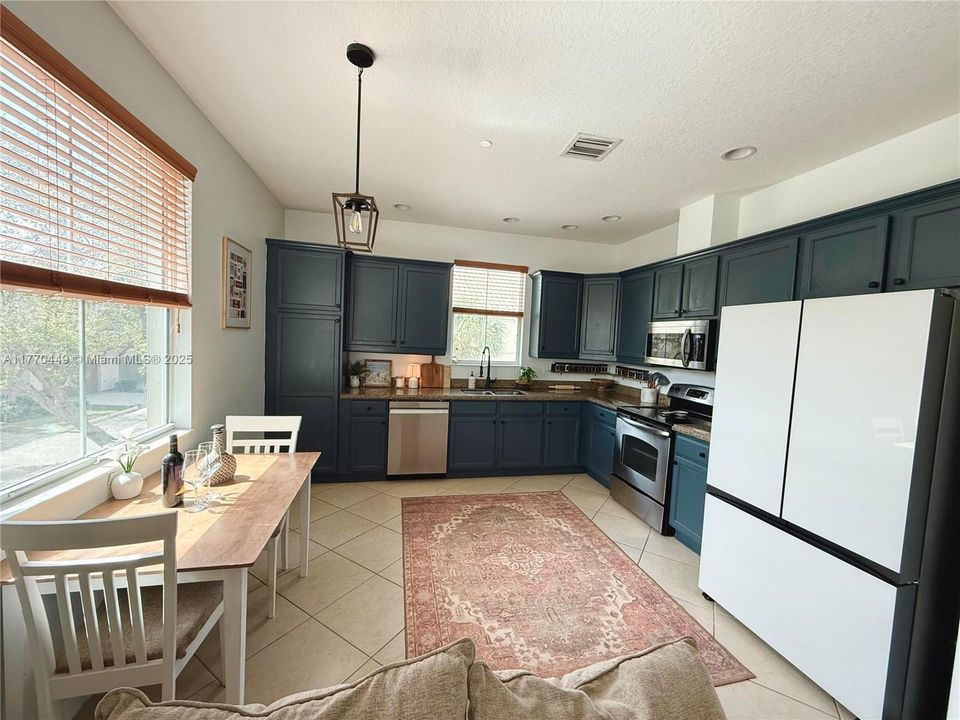 En Venta: $495,000 (2 camas, 2 baños, 1244 Pies cuadrados)