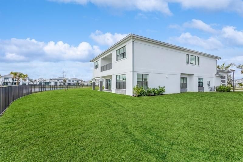 Recently Sold: $2,748,000 (5 beds, 5 baths, 5260 Square Feet)