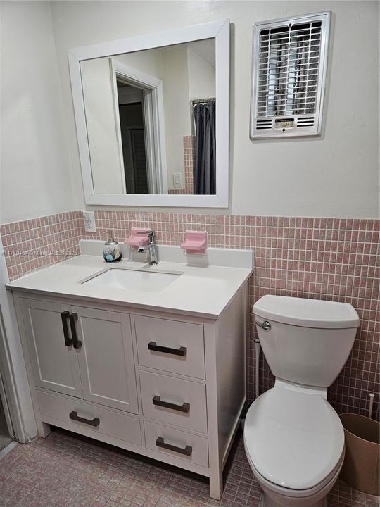 En Renta: $1,600 (1 camas, 1 baños, 770 Pies cuadrados)