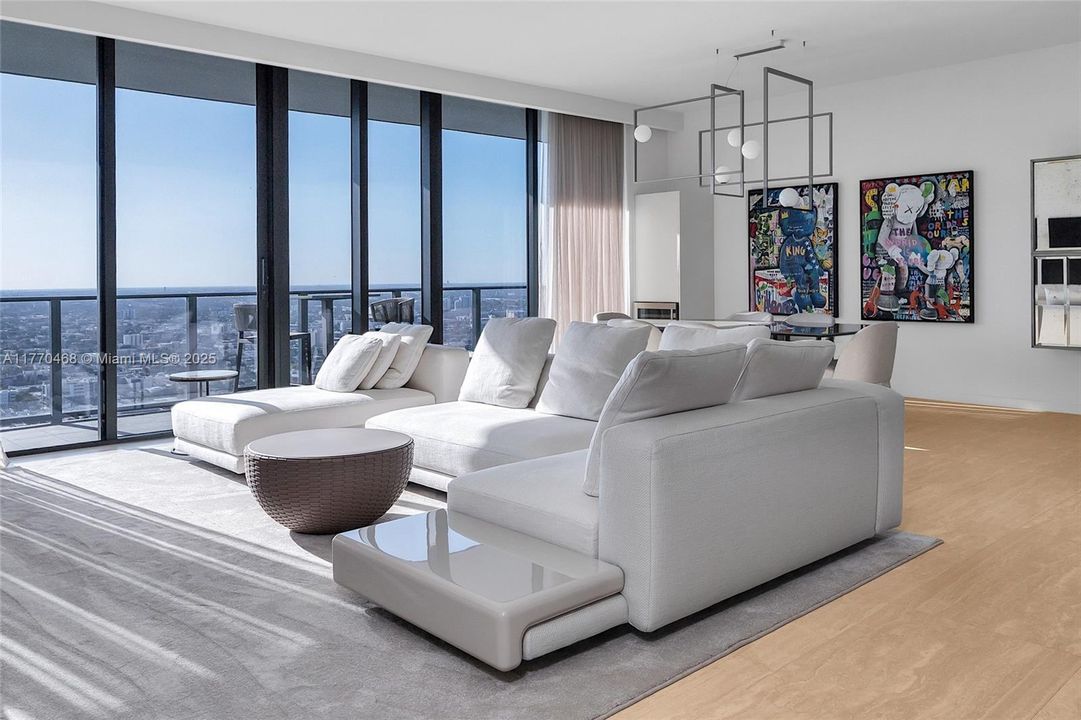 最近租的: $20,000 (4 贝兹, 4 浴室, 2418 平方英尺)