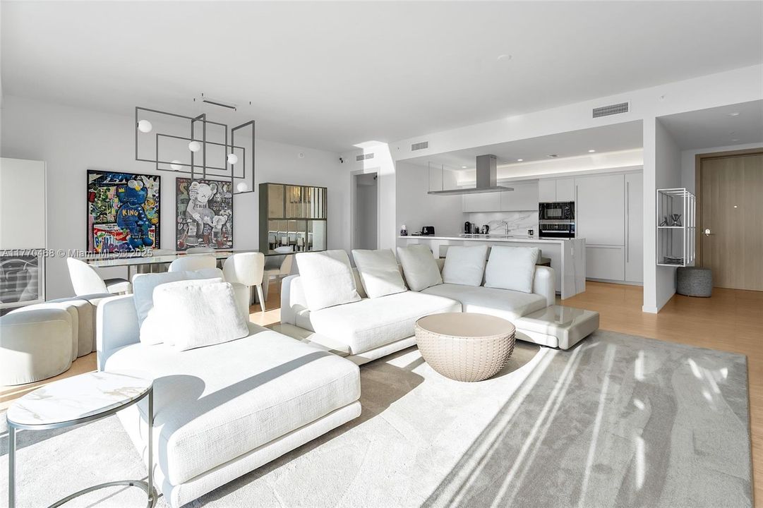 最近租的: $20,000 (4 贝兹, 4 浴室, 2418 平方英尺)