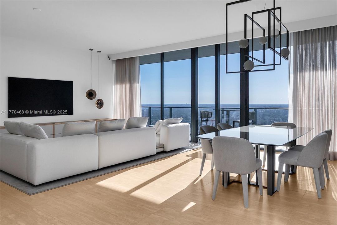 最近租的: $20,000 (4 贝兹, 4 浴室, 2418 平方英尺)