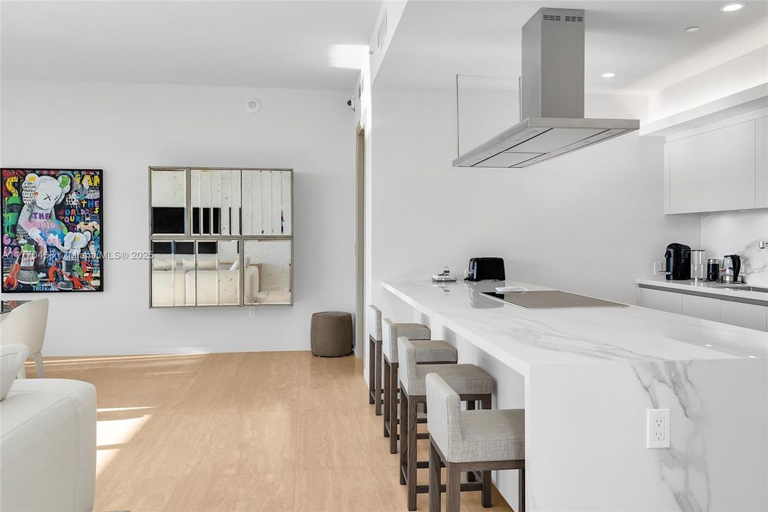 最近租的: $20,000 (4 贝兹, 4 浴室, 2418 平方英尺)