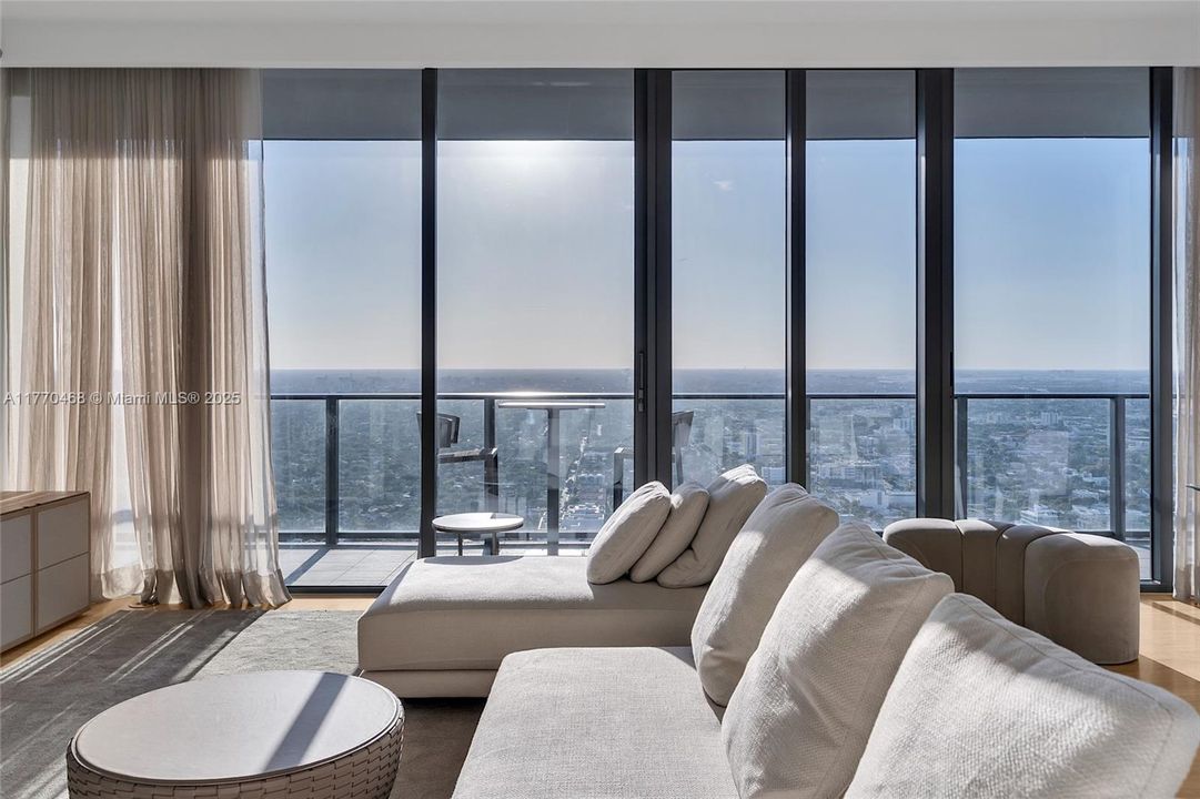 最近租的: $20,000 (4 贝兹, 4 浴室, 2418 平方英尺)