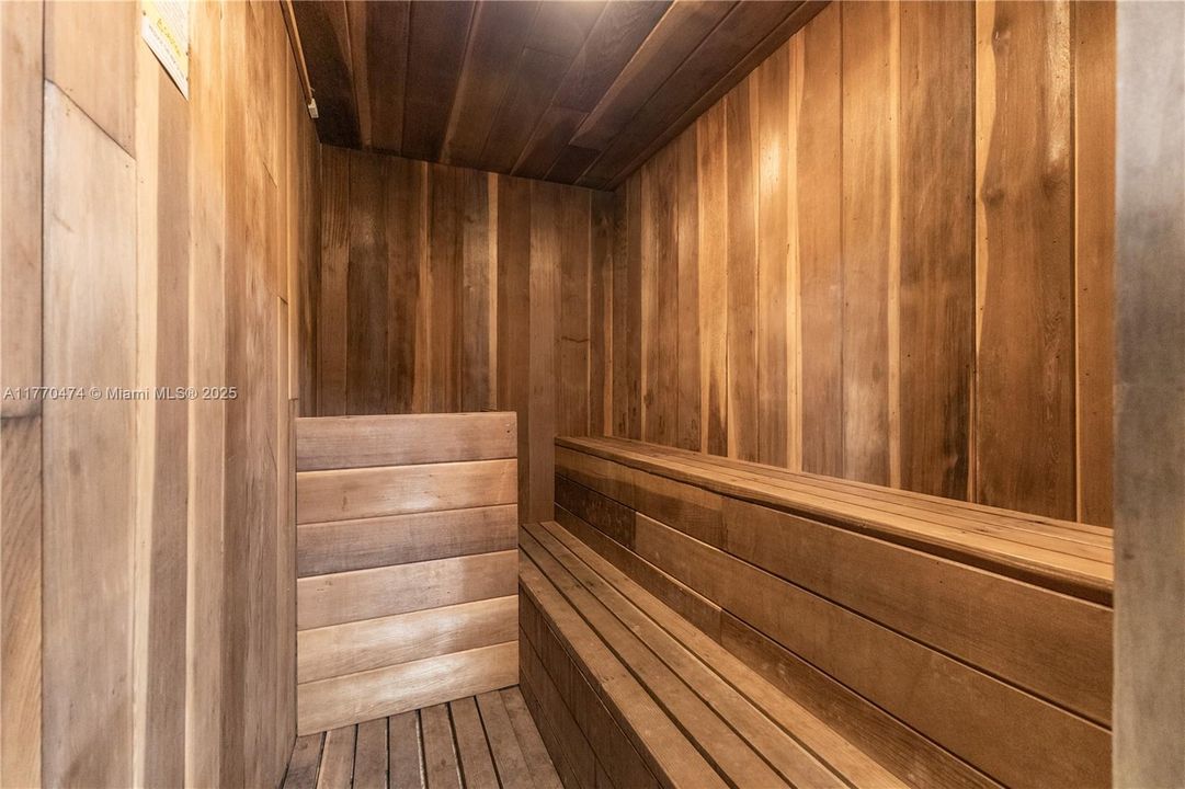 En Venta: $1,690,000 (2 camas, 2 baños, 2060 Pies cuadrados)