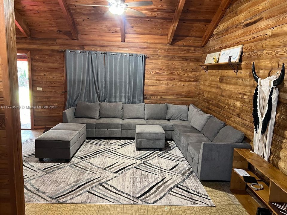 待售: $360,000 (3 贝兹, 2 浴室, 0 平方英尺)