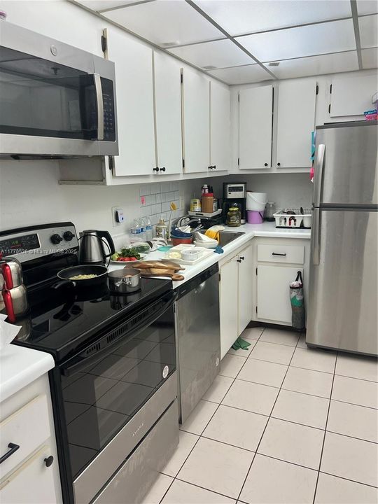 最近租的: $2,200 (2 贝兹, 2 浴室, 1033 平方英尺)