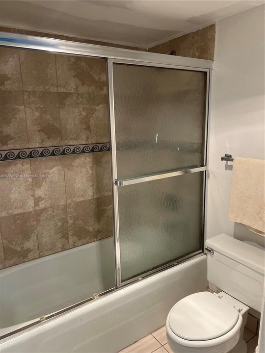 最近租的: $2,200 (2 贝兹, 2 浴室, 1033 平方英尺)