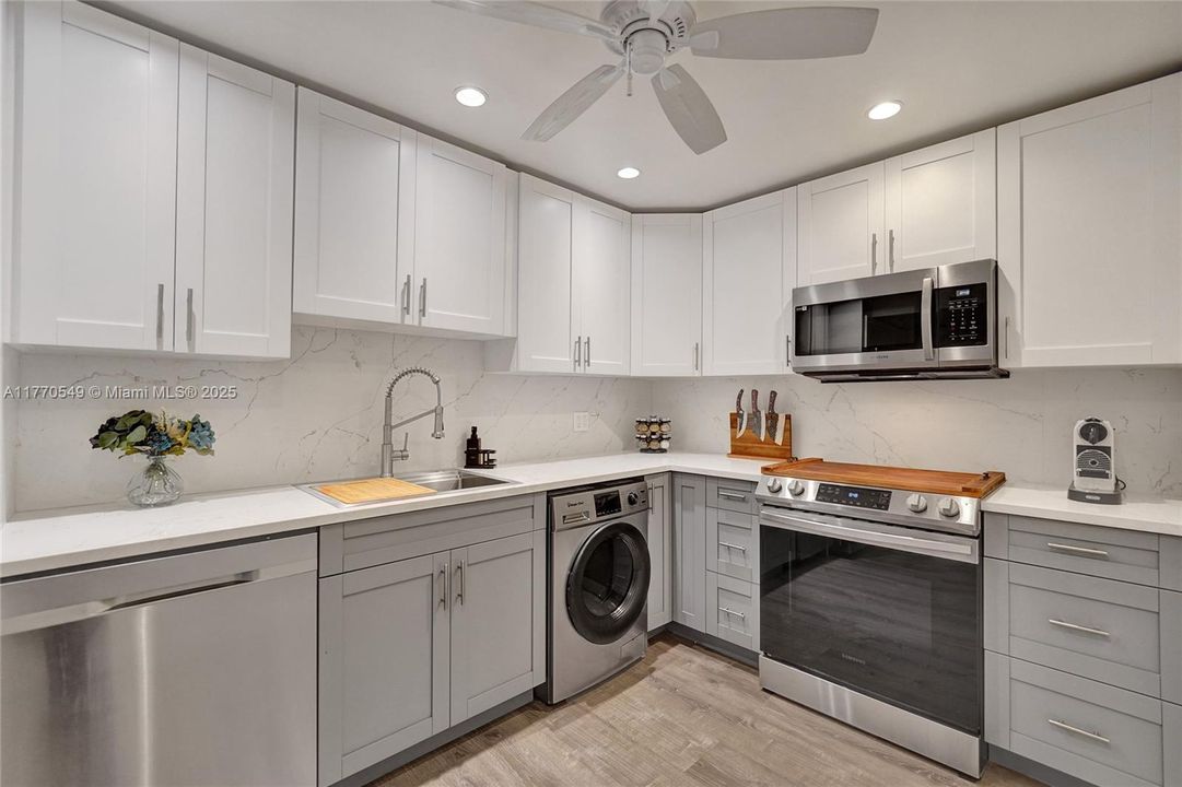 Vendido Recientemente: $329,000 (1 camas, 1 baños, 1050 Pies cuadrados)