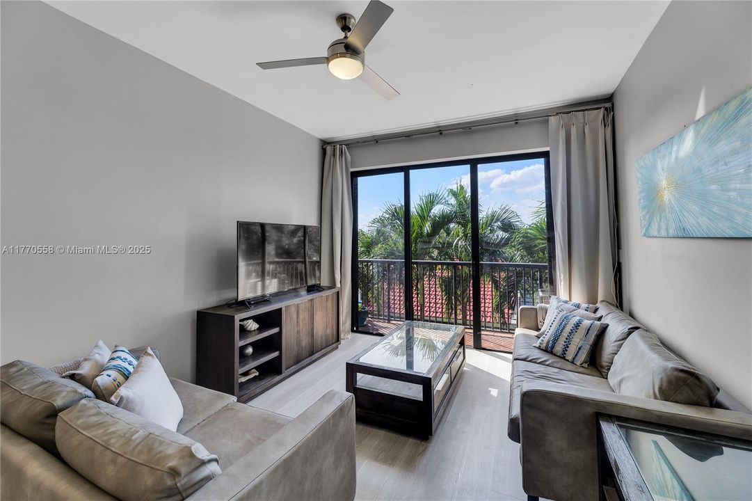 Lots of natural sunlight enters into your space