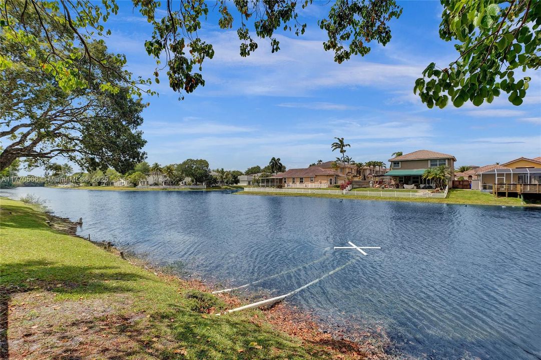 Vendido Recientemente: $453,750 (3 camas, 2 baños, 1704 Pies cuadrados)