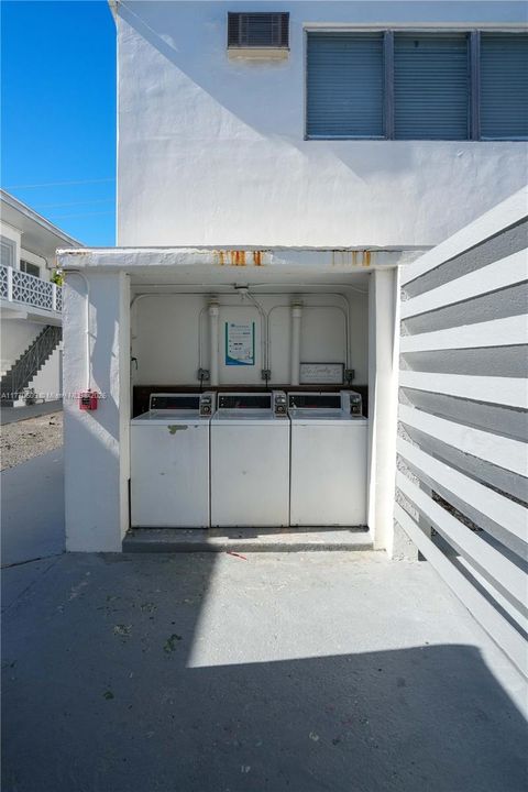 Recently Rented: $1,775 (1 beds, 1 baths, 650 Square Feet)