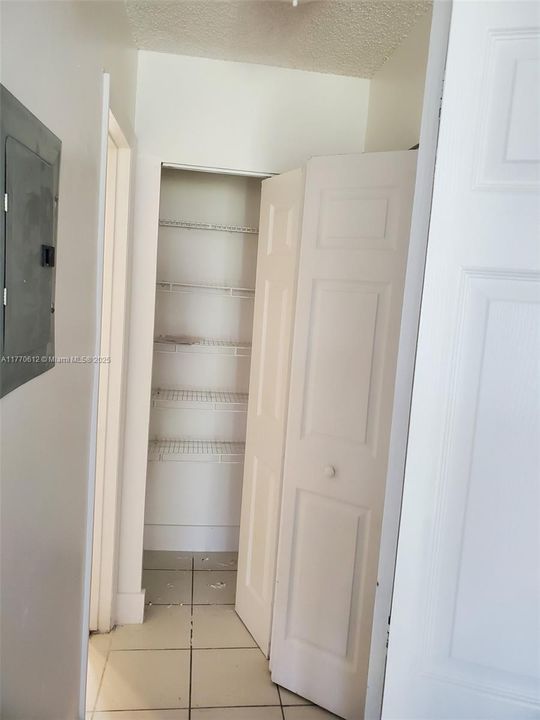 Recientemente alquilado: $1,350 (0 camas, 1 baños, 440 Pies cuadrados)