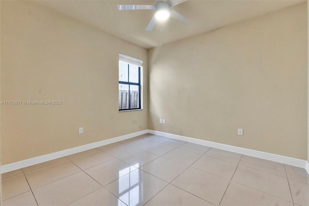 Recientemente alquilado: $5,500 (4 camas, 3 baños, 2548 Pies cuadrados)