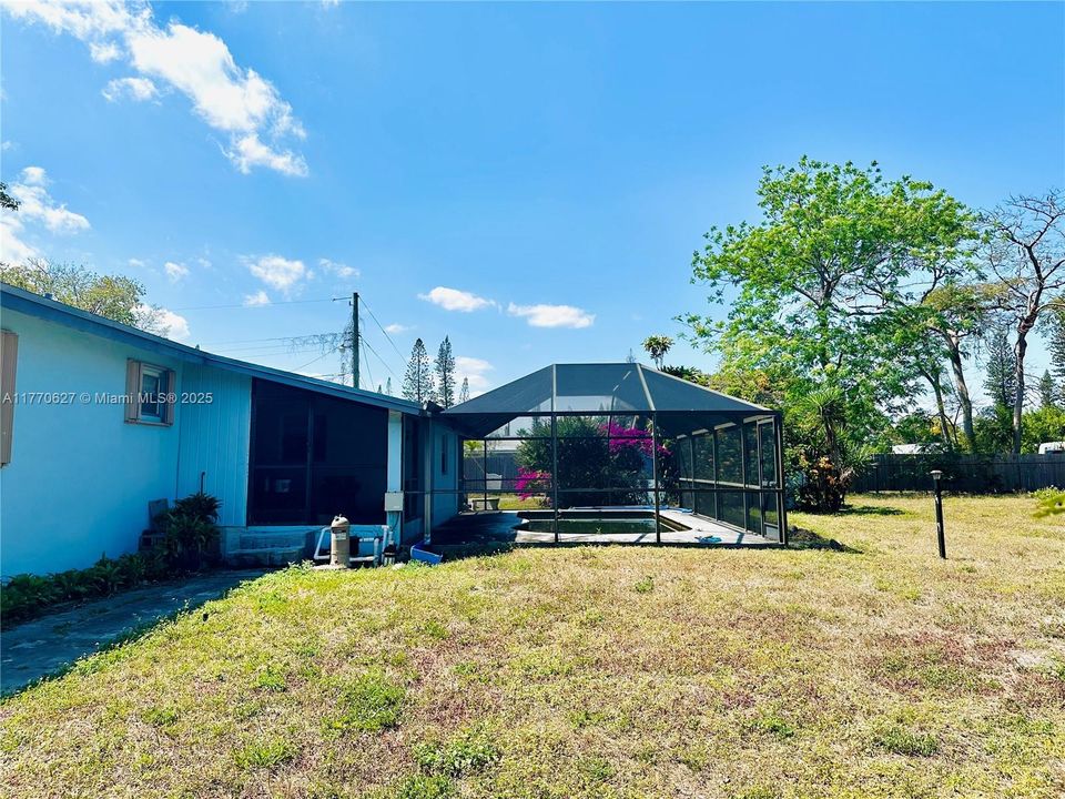 Vendido Recientemente: $450,000 (3 camas, 1 baños, 1165 Pies cuadrados)