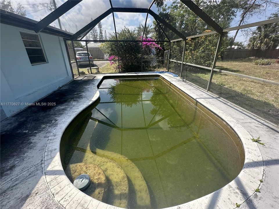 Vendido Recientemente: $450,000 (3 camas, 1 baños, 1165 Pies cuadrados)