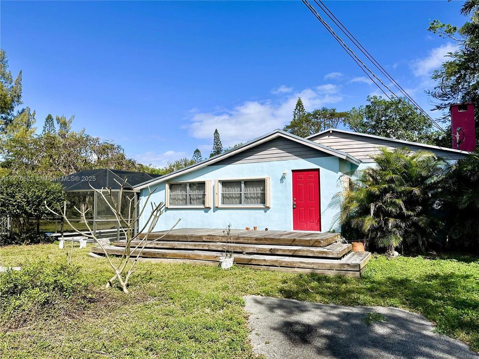 Vendido Recientemente: $450,000 (3 camas, 1 baños, 1165 Pies cuadrados)