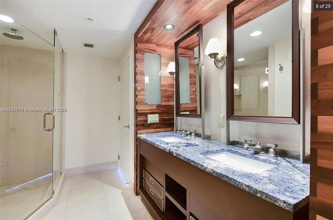 Recientemente alquilado: $4,200 (1 camas, 1 baños, 820 Pies cuadrados)