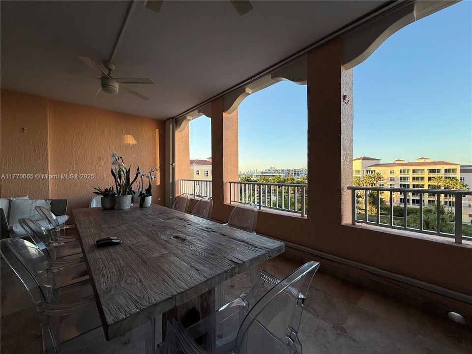 Recientemente alquilado: $12,000 (2 camas, 2 baños, 2060 Pies cuadrados)