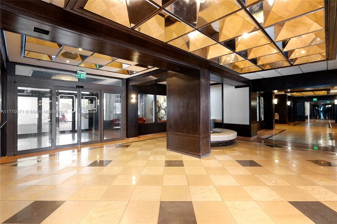 Recently Rented: $5,000 (2 beds, 2 baths, 1640 Square Feet)