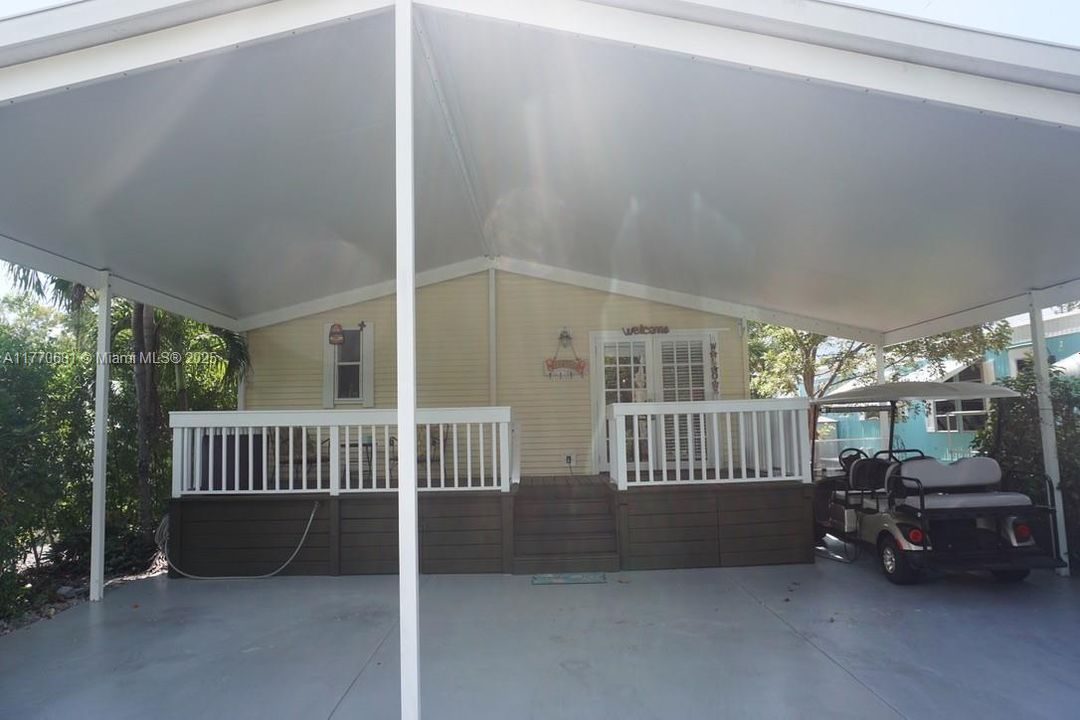 For Sale: $425,000 (3 beds, 2 baths, 1152 Square Feet)