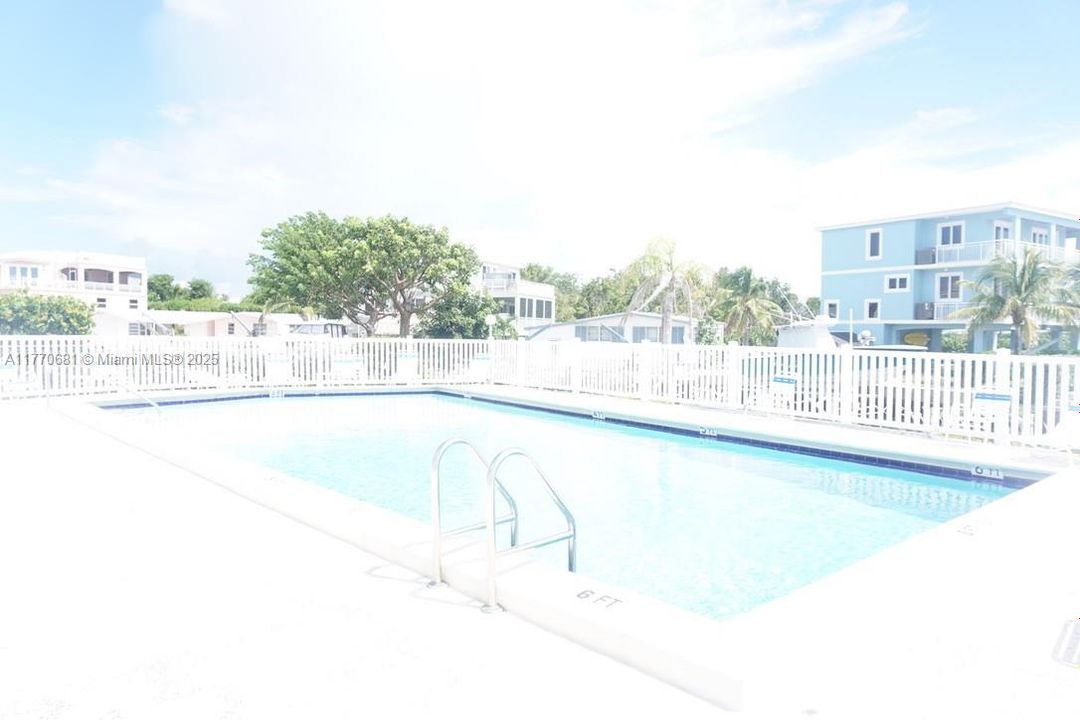 For Sale: $425,000 (3 beds, 2 baths, 1152 Square Feet)