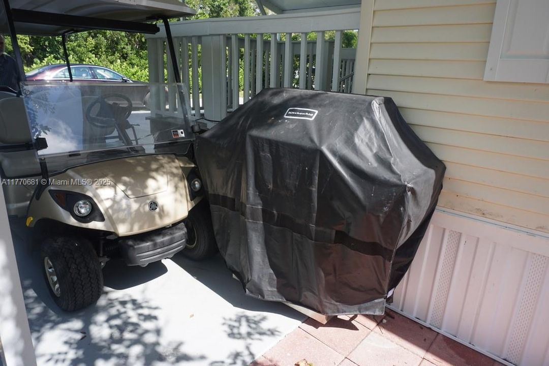 For Sale: $425,000 (3 beds, 2 baths, 1152 Square Feet)