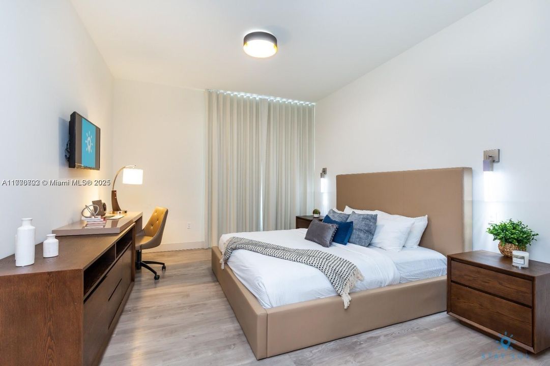 En Venta: $285,000 (0 camas, 1 baños, 366 Pies cuadrados)