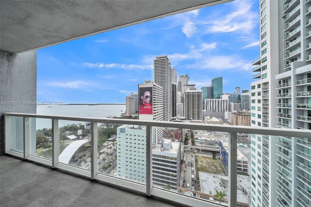 Vendido Recientemente: $420,000 (1 camas, 1 baños, 806 Pies cuadrados)