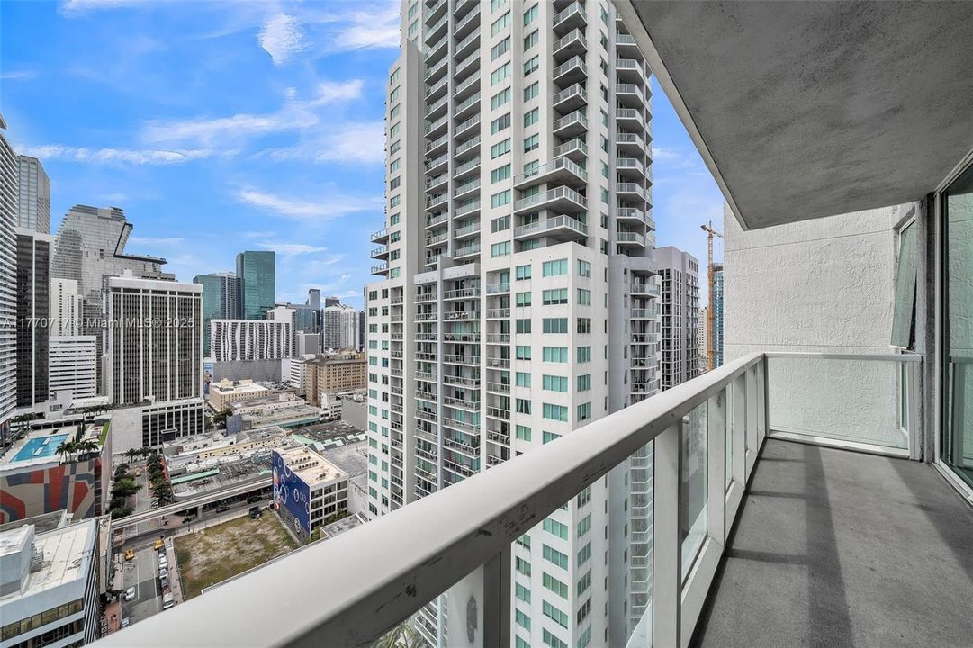 Vendido Recientemente: $420,000 (1 camas, 1 baños, 806 Pies cuadrados)