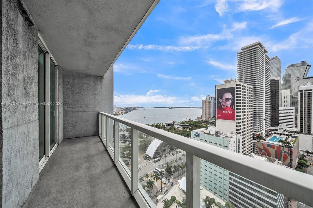 Vendido Recientemente: $420,000 (1 camas, 1 baños, 806 Pies cuadrados)