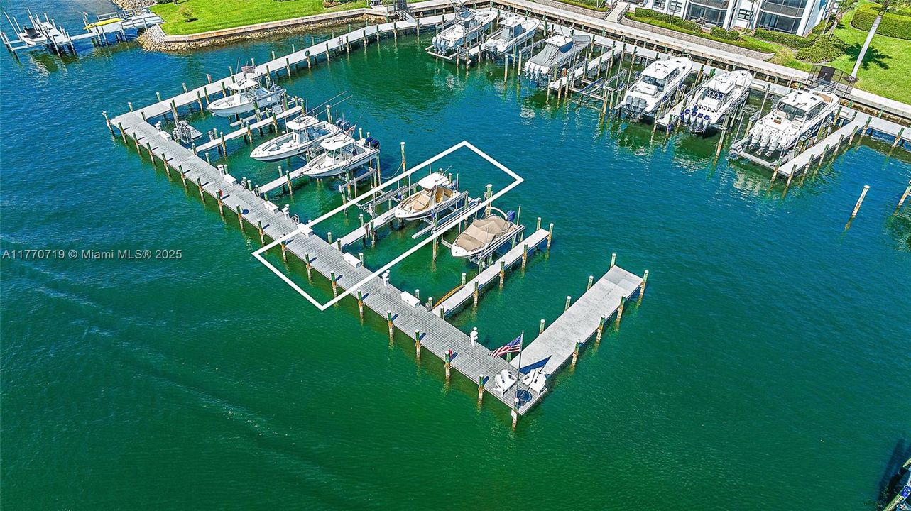 En Venta: $1,100,000 (2 camas, 2 baños, 1659 Pies cuadrados)