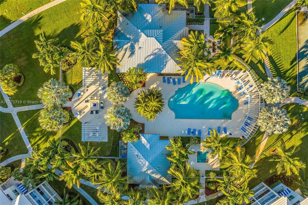 En Venta: $1,100,000 (2 camas, 2 baños, 1659 Pies cuadrados)