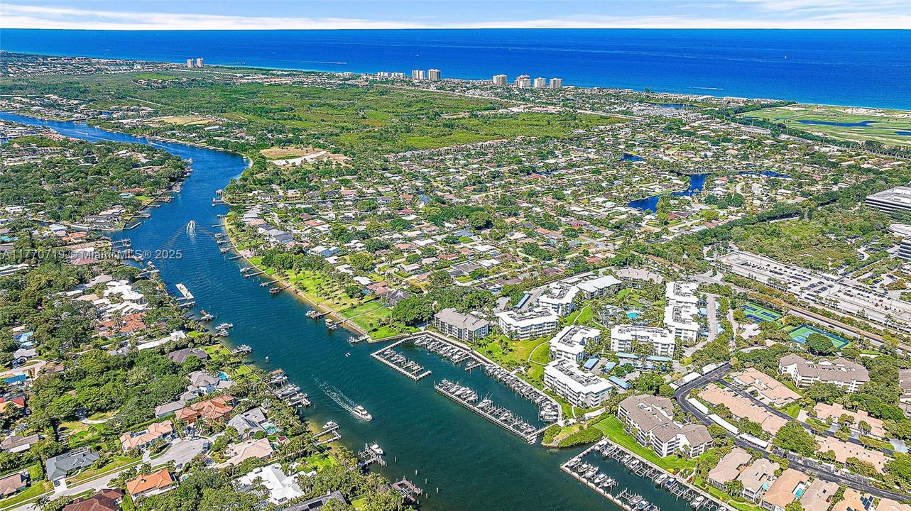 En Venta: $1,100,000 (2 camas, 2 baños, 1659 Pies cuadrados)