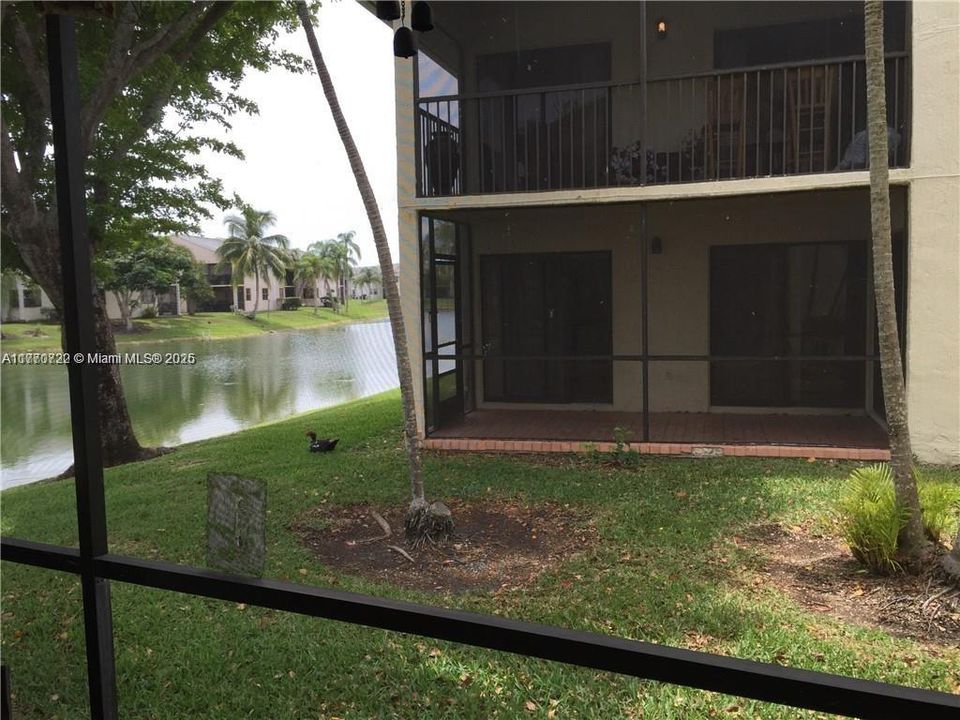 Recently Sold: $250,000 (3 beds, 2 baths, 1195 Square Feet)