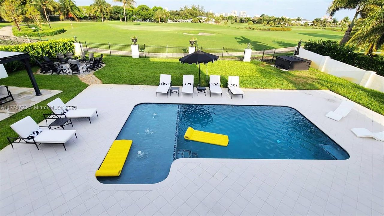 For Rent: $26,000 (5 beds, 4 baths, 4378 Square Feet)