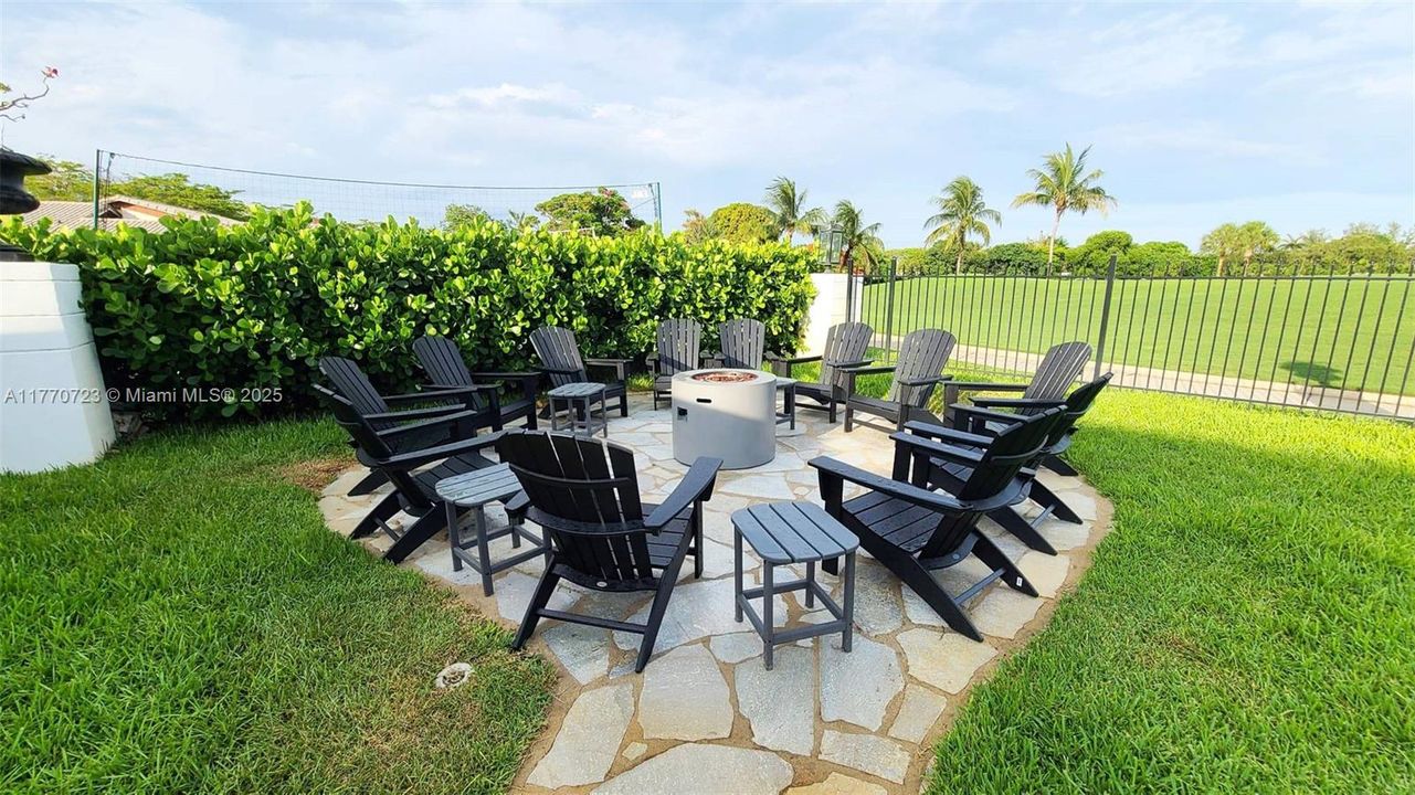 For Rent: $26,000 (5 beds, 4 baths, 4378 Square Feet)