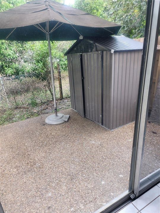 Recently Rented: $2,800 (3 beds, 2 baths, 3242 Square Feet)