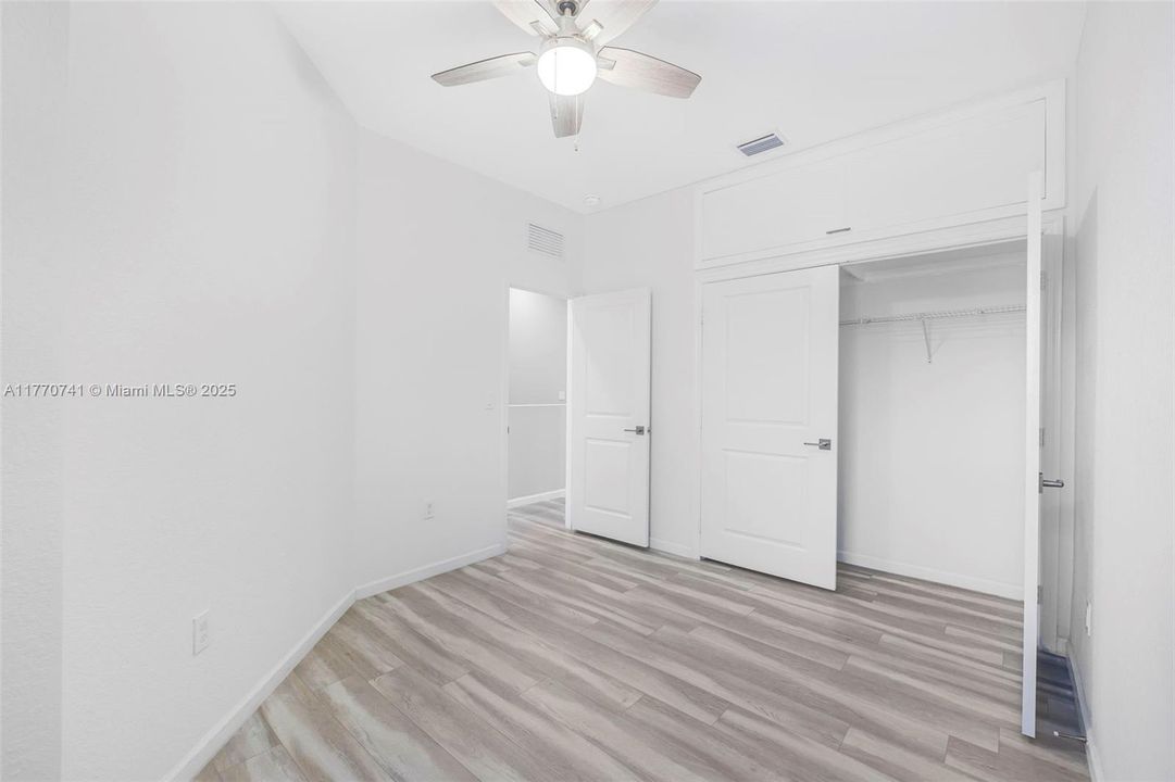 Recientemente alquilado: $3,100 (3 camas, 2 baños, 1442 Pies cuadrados)