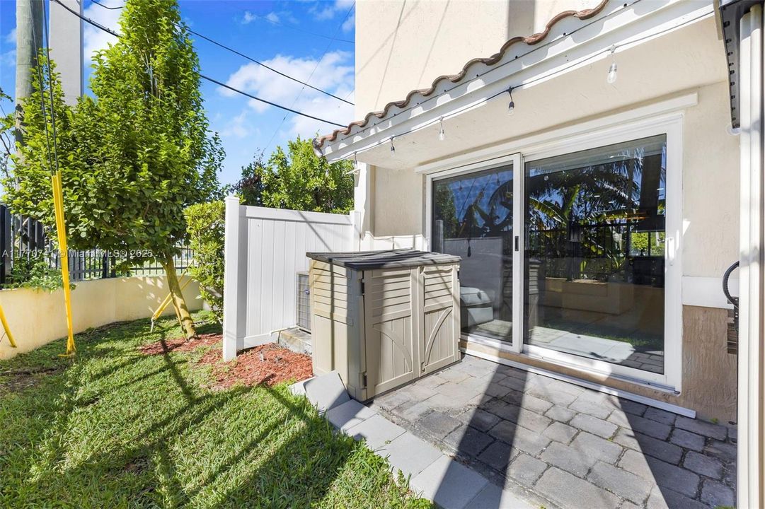 Recientemente alquilado: $3,100 (3 camas, 2 baños, 1442 Pies cuadrados)