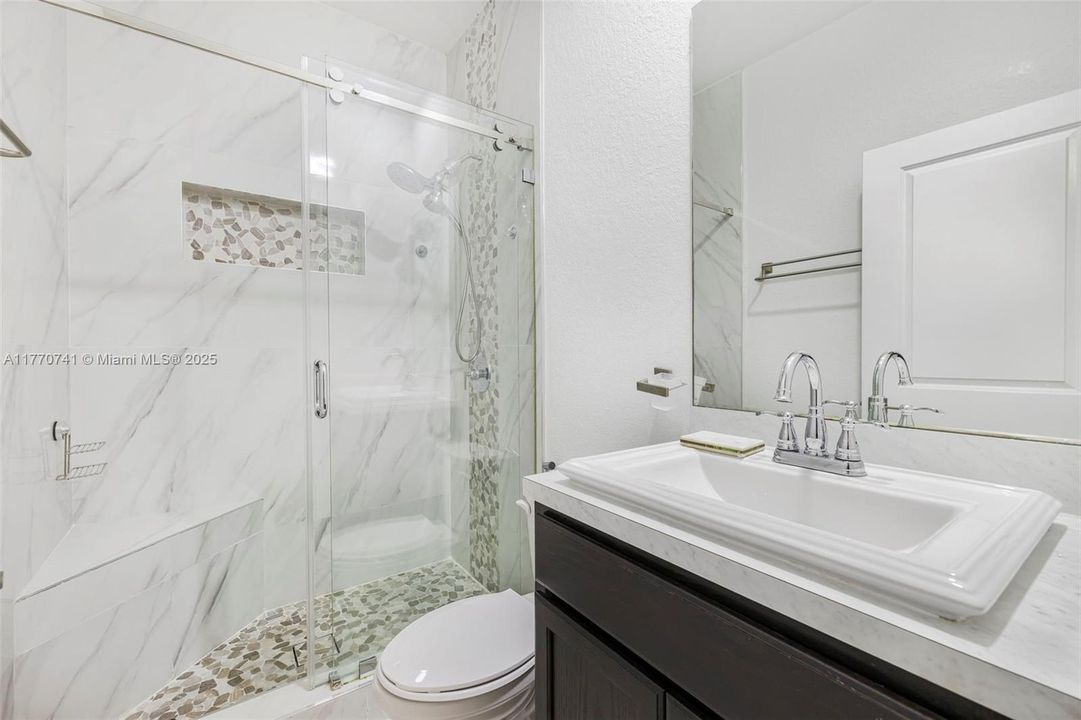 Recientemente alquilado: $3,100 (3 camas, 2 baños, 1442 Pies cuadrados)