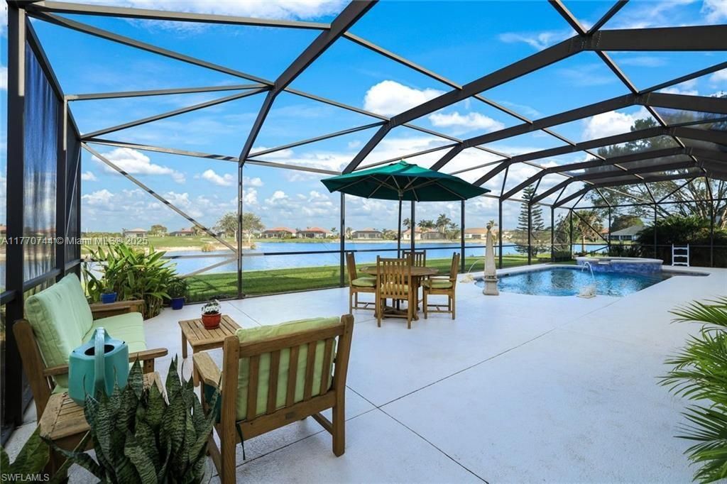 Vendido Recientemente: $799,990 (4 camas, 3 baños, 2540 Pies cuadrados)