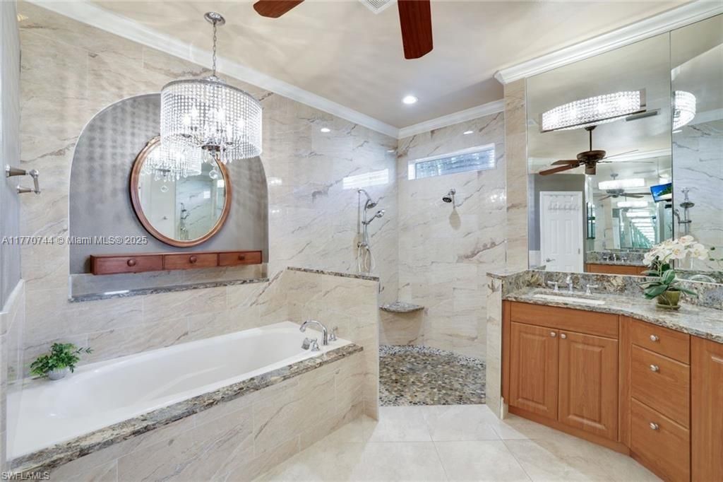 Vendido Recientemente: $799,990 (4 camas, 3 baños, 2540 Pies cuadrados)