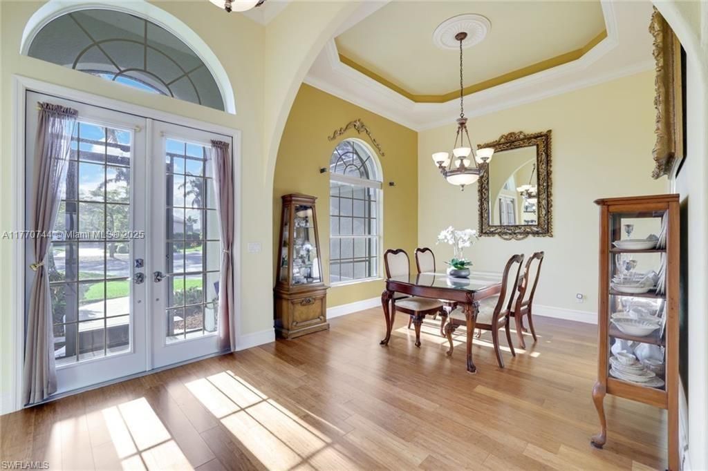 Vendido Recientemente: $799,990 (4 camas, 3 baños, 2540 Pies cuadrados)