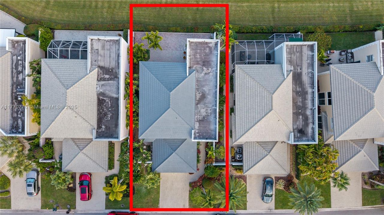 Recently Sold: $1,250,000 (4 beds, 3 baths, 2584 Square Feet)