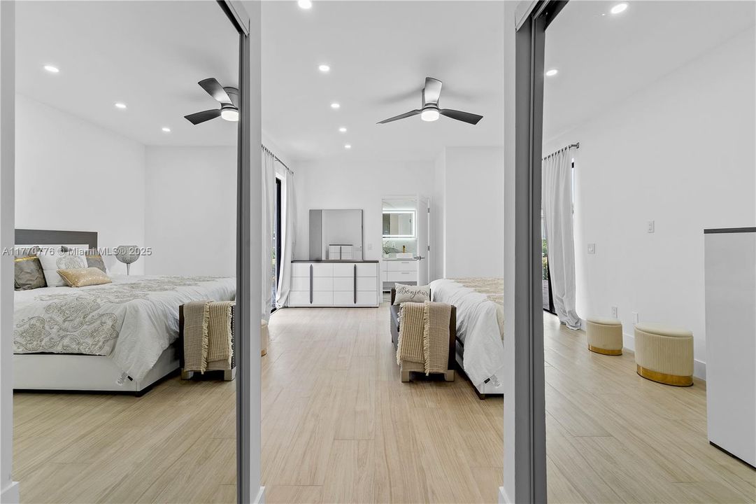 Recently Sold: $1,250,000 (4 beds, 3 baths, 2584 Square Feet)