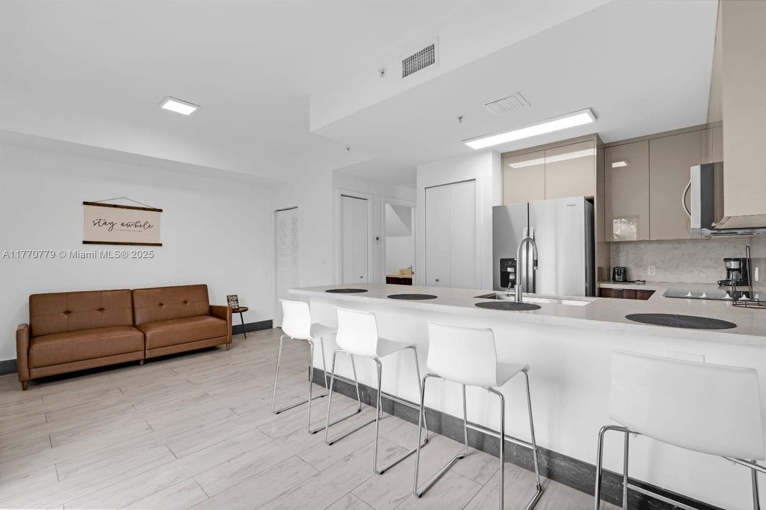 For Rent: $3,200 (3 beds, 2 baths, 0 Square Feet)